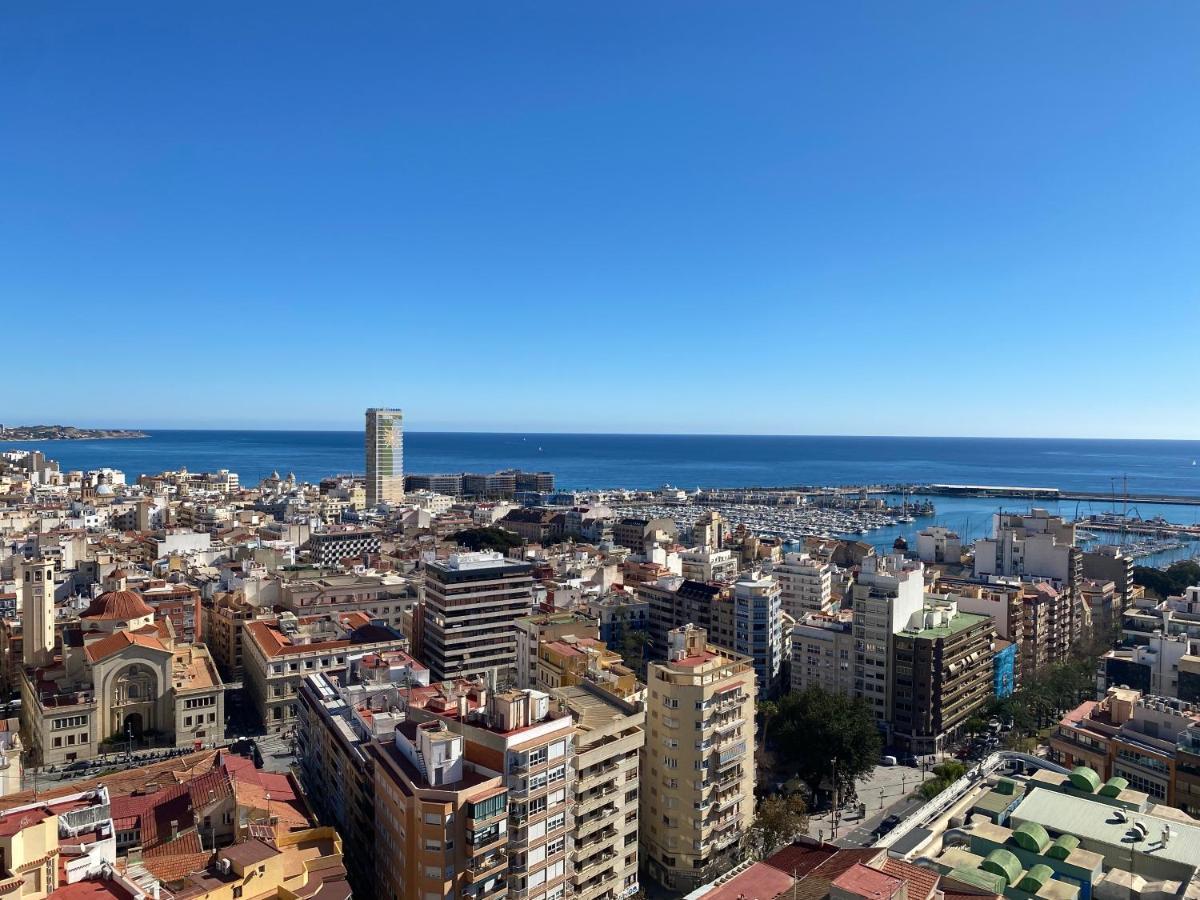 Apartamento 19Th Floor & Sea View Alicante Exteriér fotografie